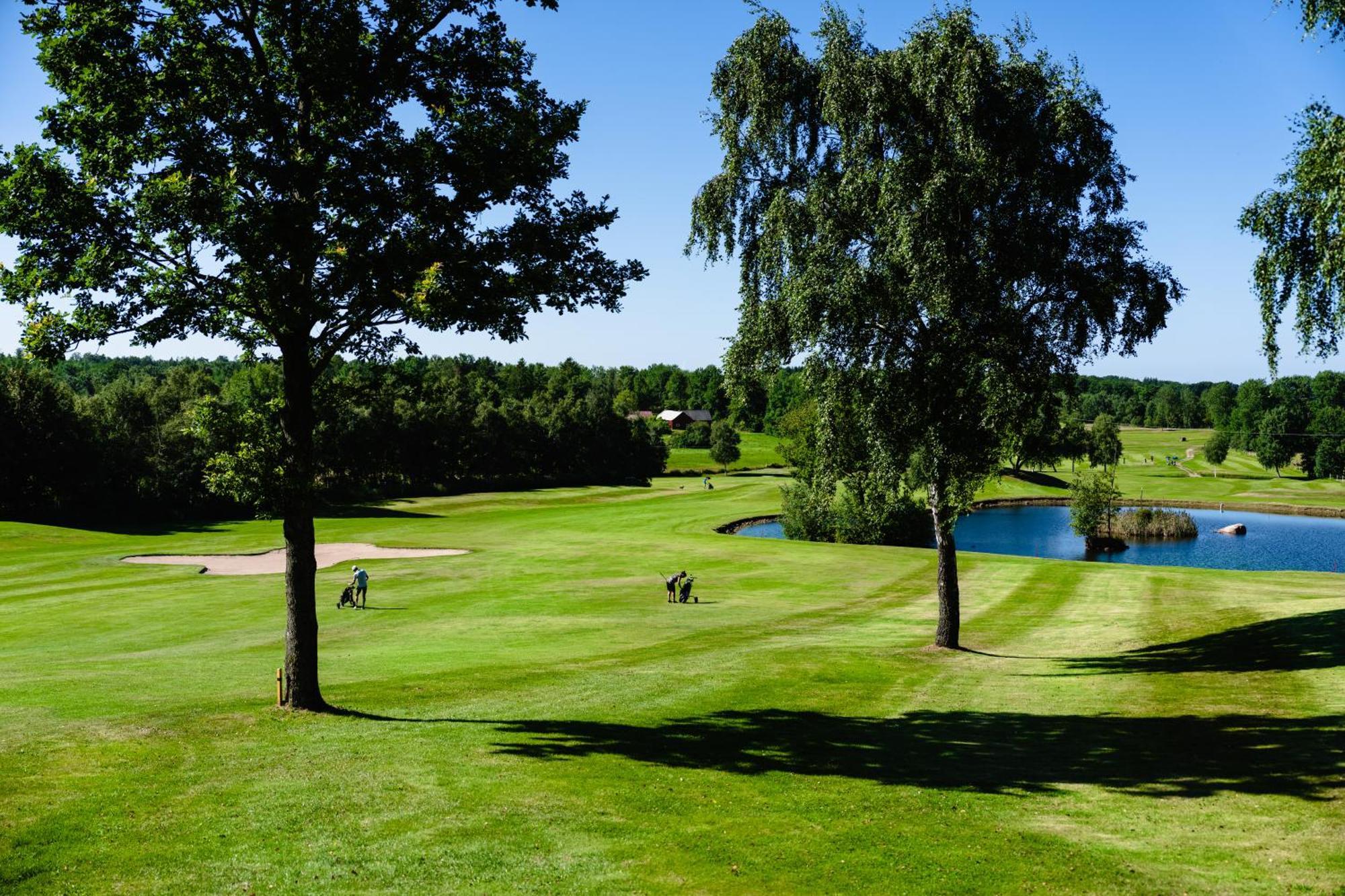 Halmstad Toennersjoe Golf Eldsberga Exterior photo
